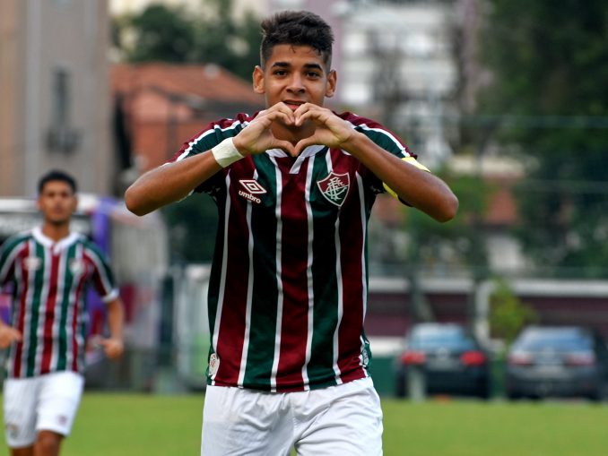 Matheus Martinelli renova contrato com o Fluminense EXPLOSÃO TRICOLOR