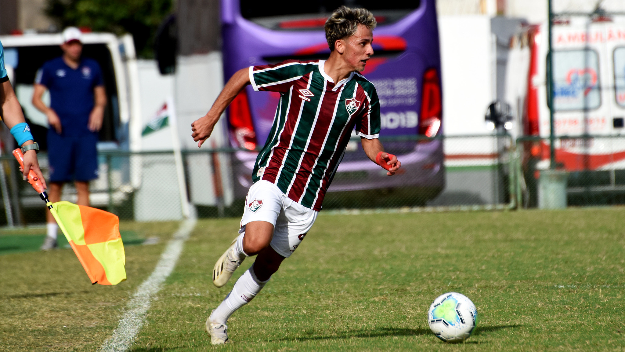 Gabriel Teixeira marca e Fluminense encerra invencibilidade de 18 jogos do  Cuiabá