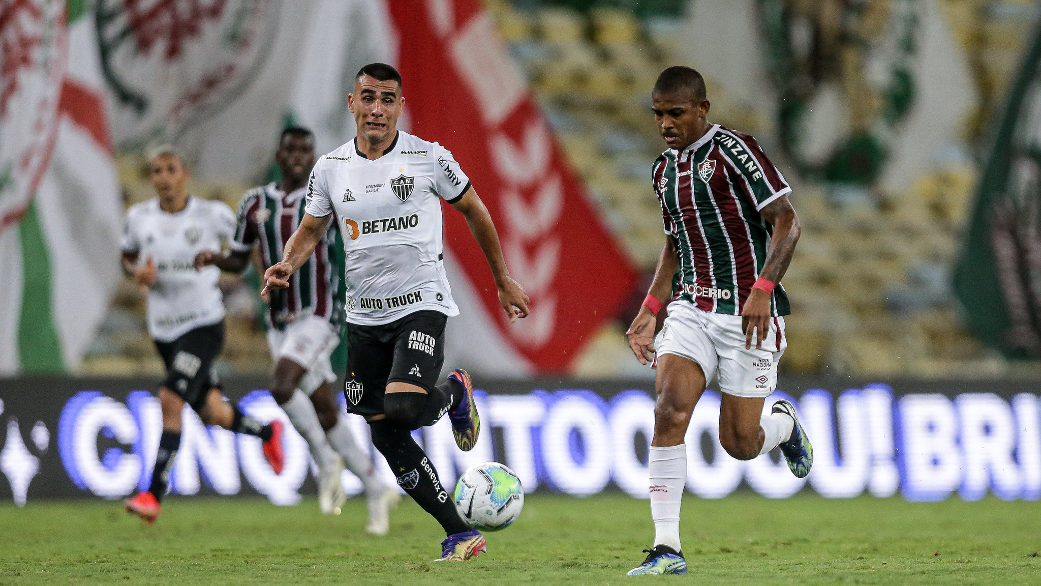 Vídeo Assista aos melhores momentos de Fluminense 0 x 0