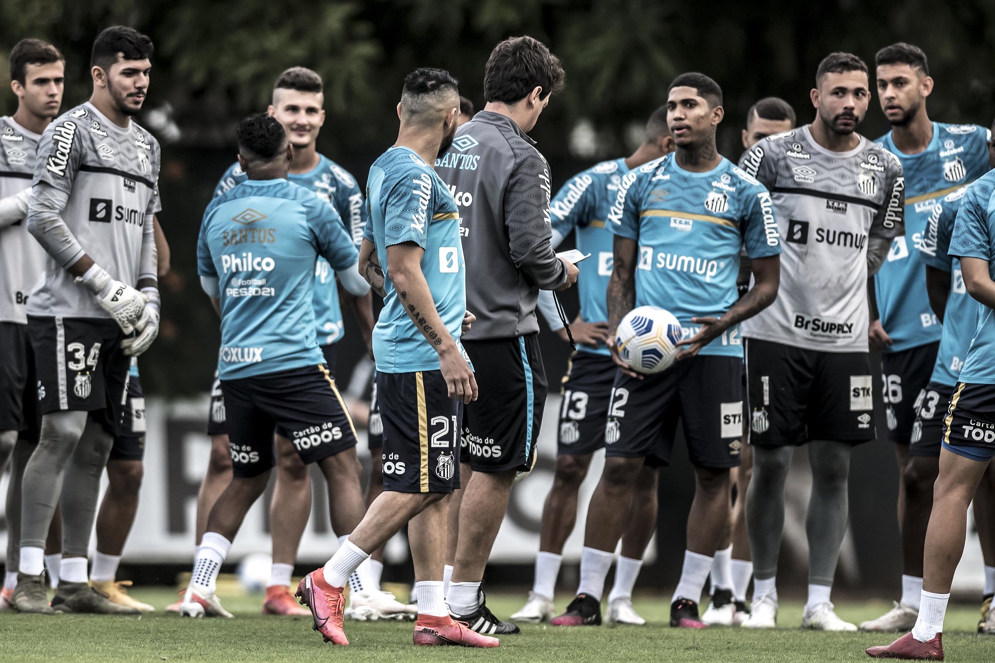 De Olho No Adversário: Santos Encerra Preparação Para Encarar O ...