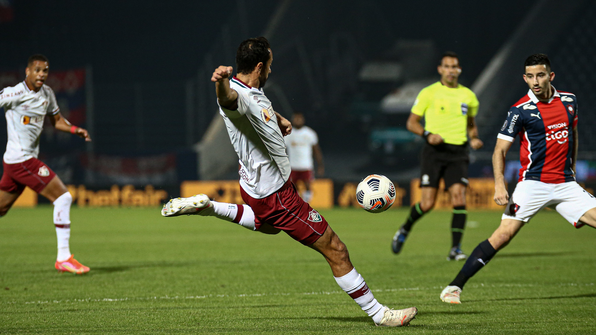 Conmebol adia jogo entre Fluminense e Cerro Porteño pela Libertadores