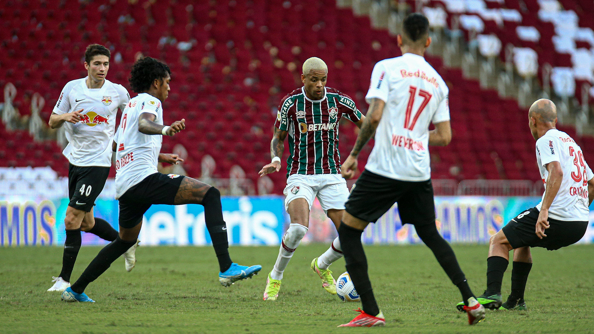 Vitória Do Fluminense Sobre O RB Bragantino Rende Baixa Audiência Para ...