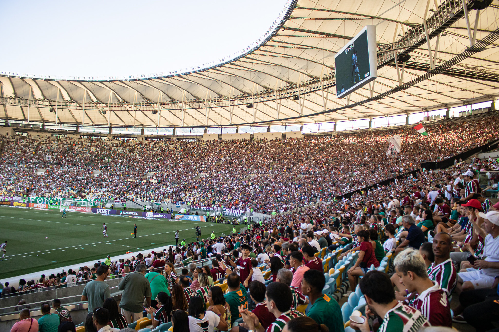 Fla x Flu anunciam renovação da gestão do Maracanã e detonam o Vasco