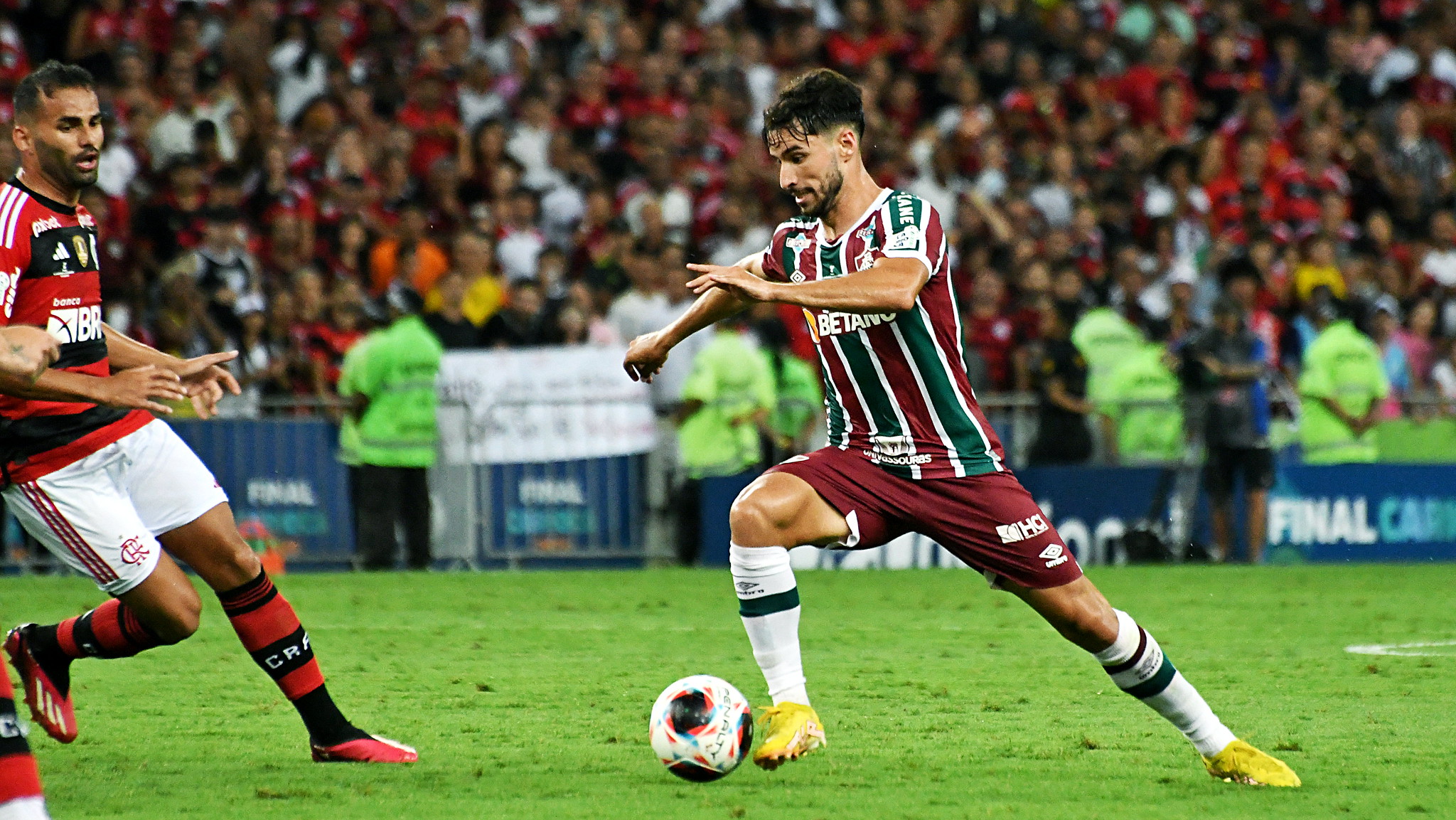 SAIU! Flamengo divulga escalação para jogo contra o Santos - Coluna do Fla