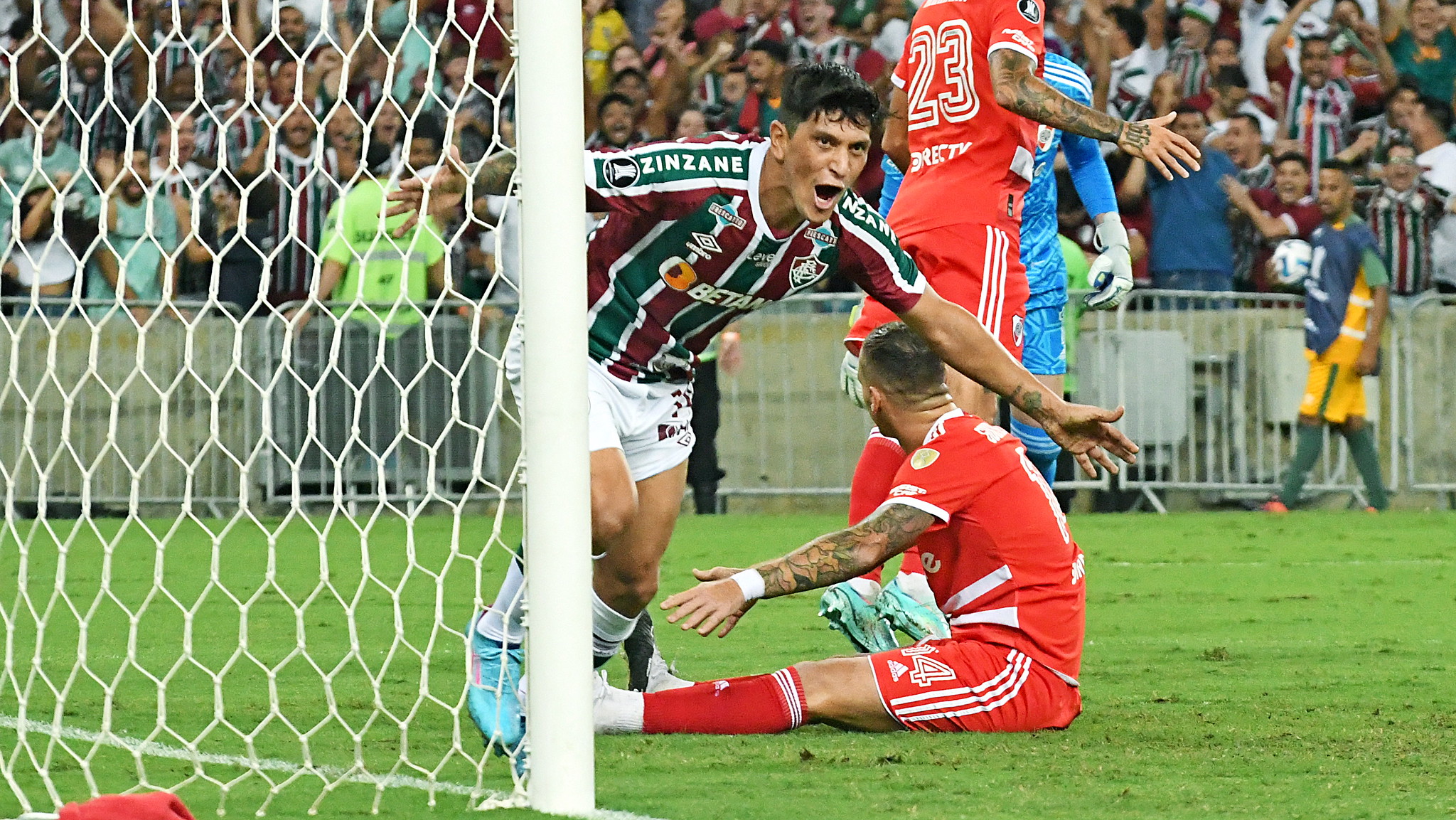 Técnico do River vê Fluminense como melhor time do Brasil após goleada