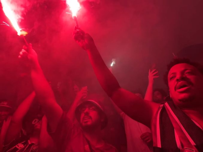 Torcida do Fluminense no Maracanã