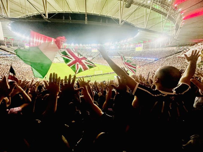 Torcida tricolor (Foto: Vinicius Toledo / Explosão Tricolor)