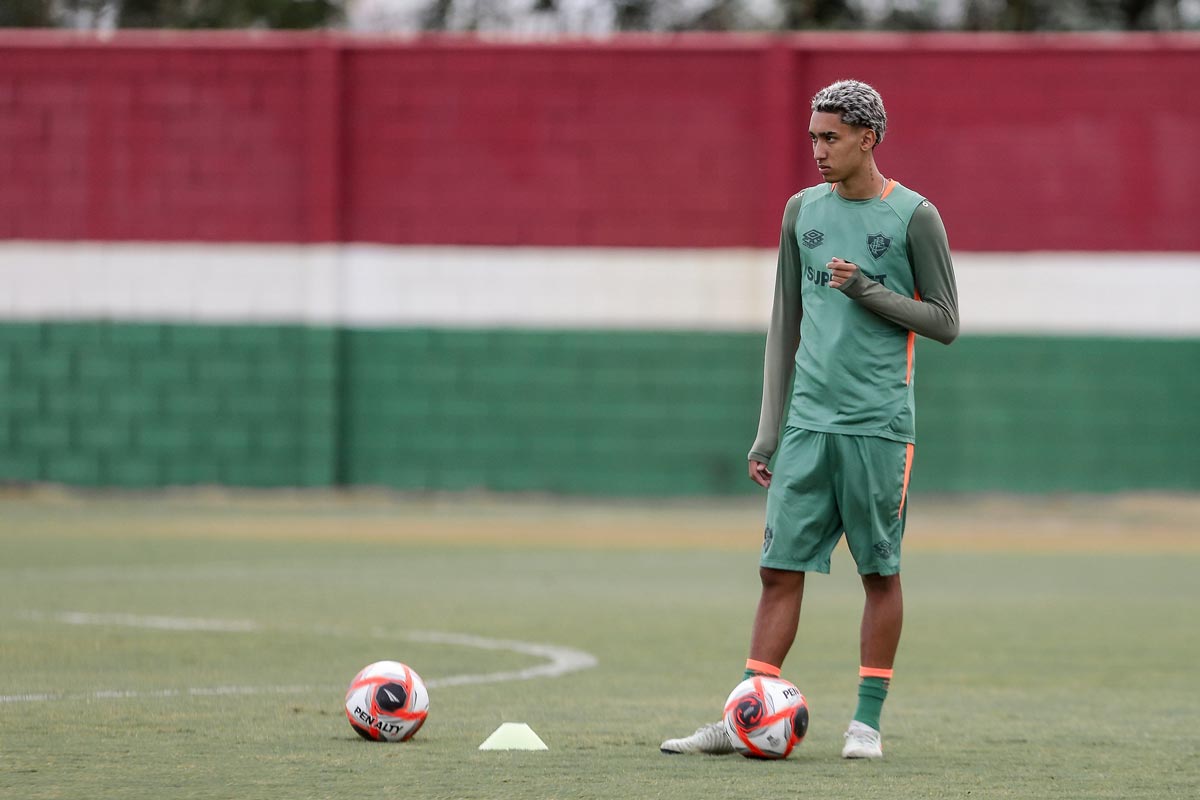Jornalista informa que Fluminense terá novidades entre os relacionados para o jogo contra o GV San José