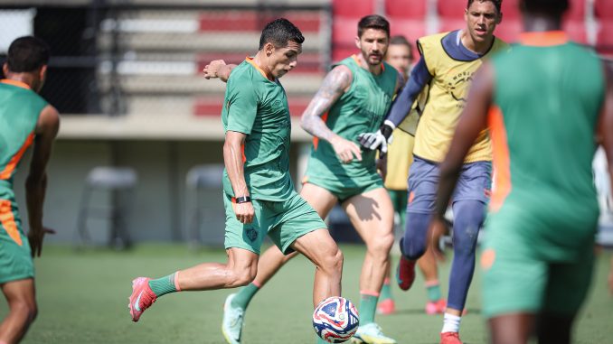 Kevin Serna, Canobbio, Everaldo e Germán Cano disputam duas vagas no ataque do Fluminense para o jogo contra o Mamelodi