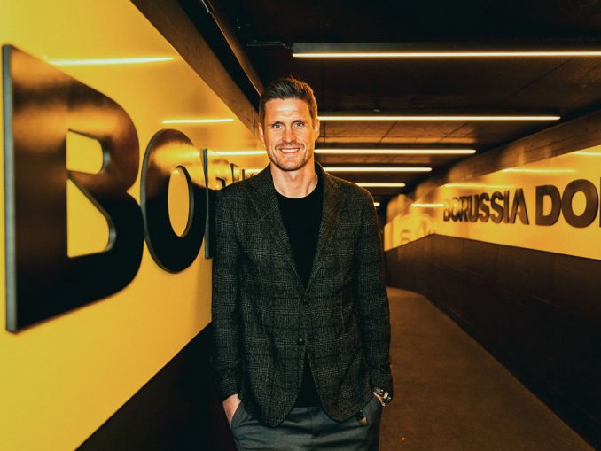 Diretor esportivo revela que o Borussia Dortmund espionou o Fluminense para obter mais informações sobre o time de guerreiros.