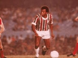 Paulo Cézar Cajú: mais um monstro sagrado da Máquina Tricolor em ação na vitória do Fluminense sobre o Bayern de Munique