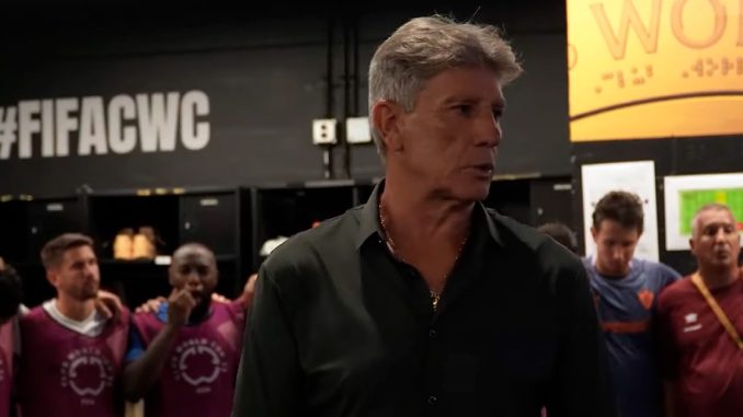 Vídeo dos bastidores mostra a preleção do técnico Renato Gaúcho