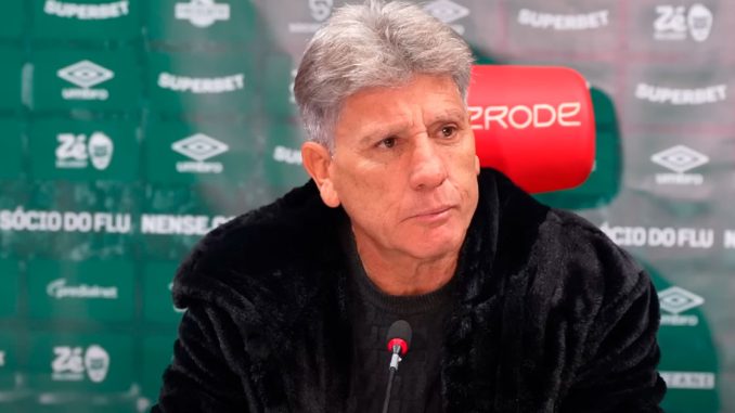 Renato Gaúcho concedeu entrevista coletiva após a vitória sobre o Internacional