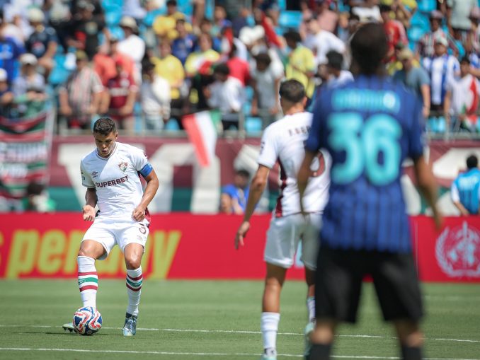 Thiago Silva comanda a defesa do Fluminense
