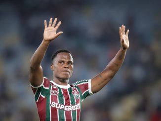 Despedida do Jhon Arias escancara realidade do Fluminense