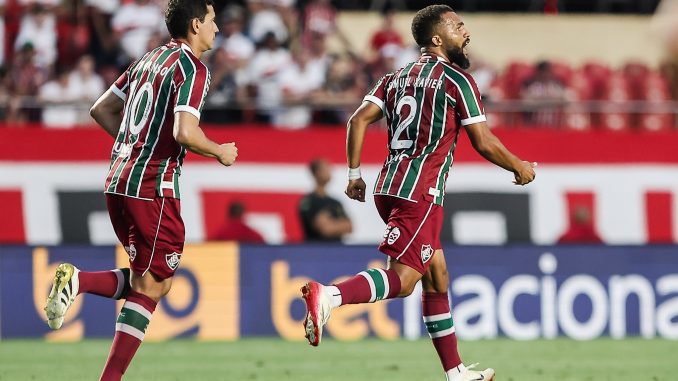 Paulo Henrique Ganso e Samuel Xavier
