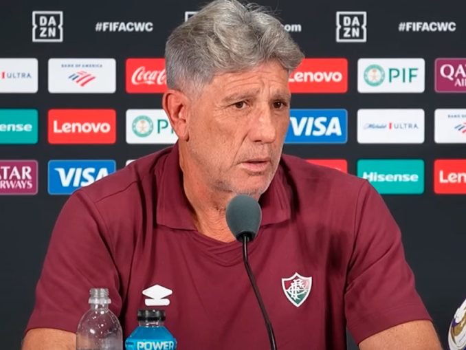 Renato Gaúcho concedeu entrevista coletiva na véspera do jogo contra o Chelsea