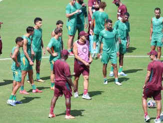 Renato gaúcho deve repetir formação com três zagueiros, mas com Renê improvisado