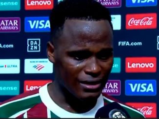 Jhon Arias se emocionou após a eliminação do Fluminense para o Chelsea