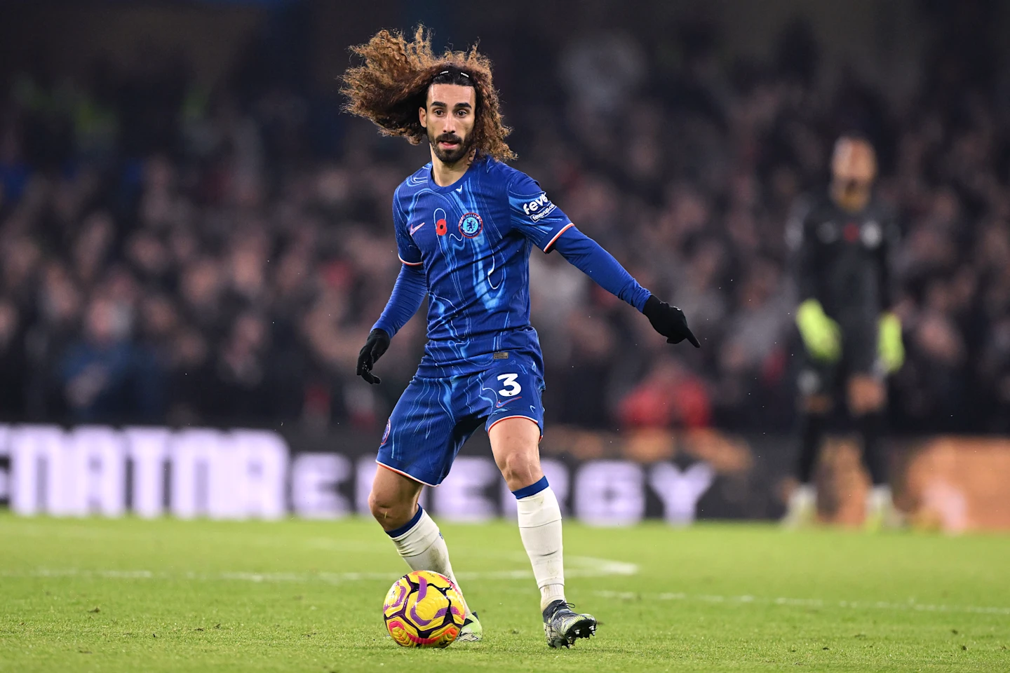 Cucurella, do Chelsea, rasga elogios a jogador do Fluminense: 