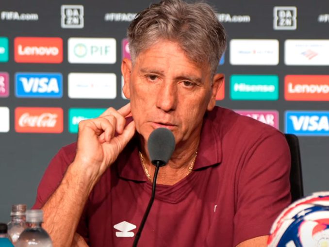 Renato Gaúcho concedeu entrevista coletiva após a vitória do Fluminense sobre o Al-Hilal