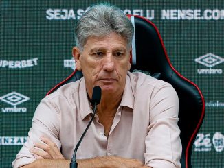 Renato Gaúcho concedeu entrevista coletiva após a derrota para o São Paulo