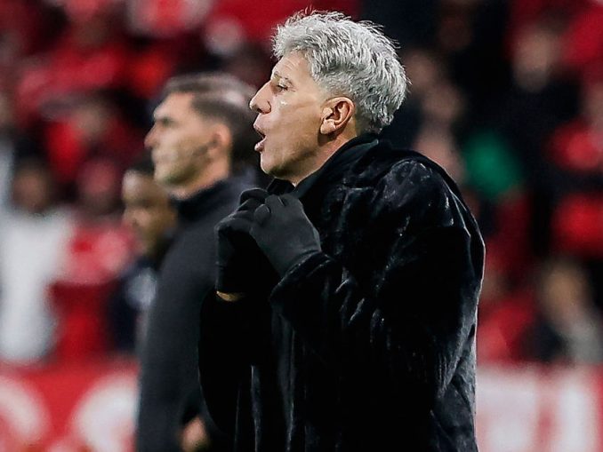 Renato Gaúcho desabafou após a vitória do Fluminense por 2 a 1 sobre o Internacional