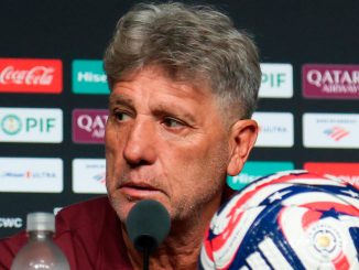Renato Gaúcho concedeu entrevista coletiva na véspera do jogo contra o Al-Hilal