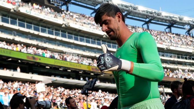 Courtois defende o Real Madrid e é uma das estrelas do Mundial de Clubes