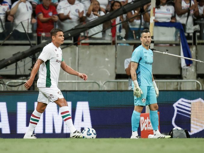 Thiago Silva e Fábio (FOTO: MARCELO GONÇALVES / FLUMINENSE F.C.)