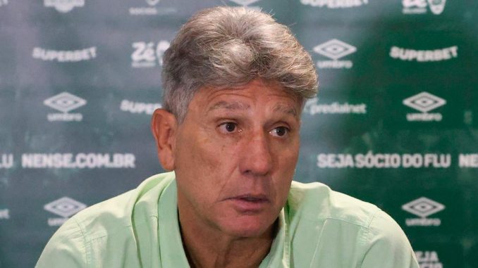 Renato Gaúcho concedeu entrevista coletiva após a derrota para o Bahia