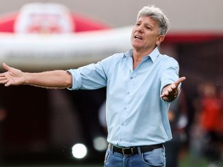 Renato Gaúcho criticou a desatenção do Fluminense contra o RB Bragantino