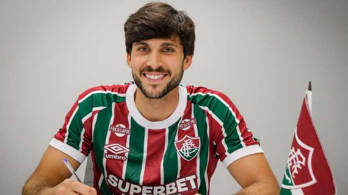 Igor Rabello Igor Rabello já pode estrear com a camisa do Fluminense