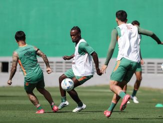 Santiago Moreno treinou pela primeira vez com o elenco do Fluminense neste domingo