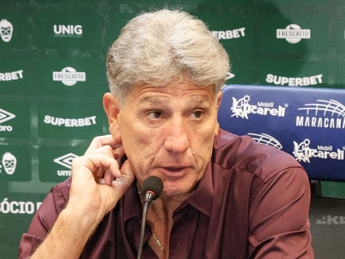 Renato Gaúcho concedeu entrevista coletiva após o empate com o Internacional