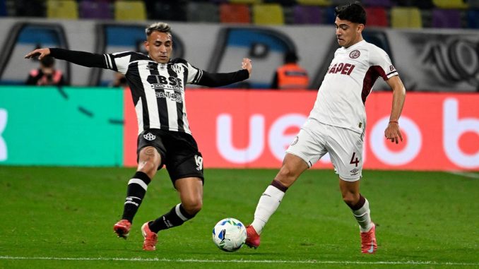 Lanús e Central Córdoba duelam para definir quem será o adversário do Fluminense