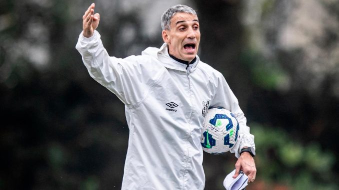 Vojvoda deve ter retorno de peso para escalar o Santos contra o Fluminense