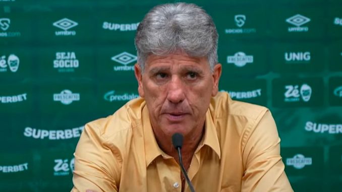 Renato Gaúcho concedeu entrevista coletiva após o empate com o Santos