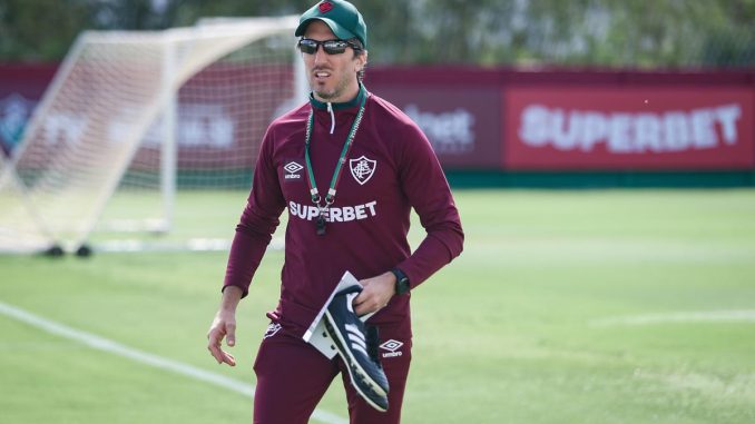 Luis Zubeldía já pode estrear pelo Fluminense