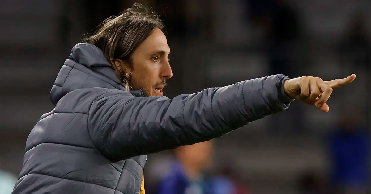 Zubeldía vai comandar o Fluminense contra o Botafogo?