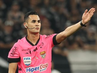 Matheus Delgado Candançan apitará Vitória x Fluminense