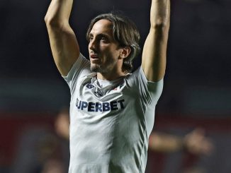 Fluminense encaminhou acordo com o técnico Luis Zubeldía