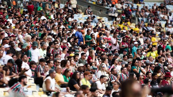 Torcida tricolor no Maracanã Ingressos para Fluminense x Atlético-MG já estão à venda