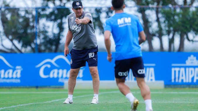 Rogério Ceni deve escalar o Bahia cheio de reservas para a decisão da Copa do Nordeste