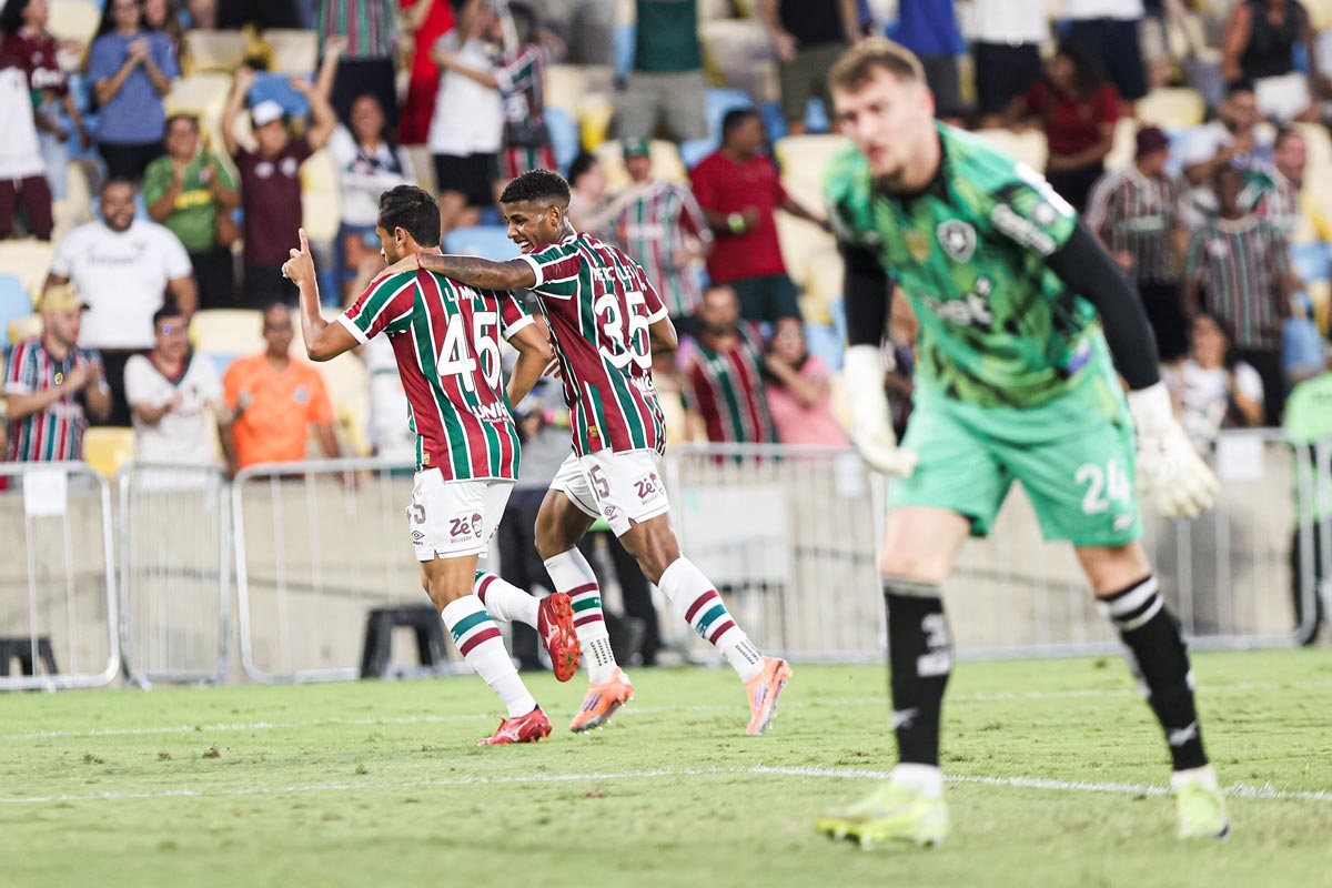Fluminense faz várias provocações ao Botafogo após vitória no Clássico Vovô