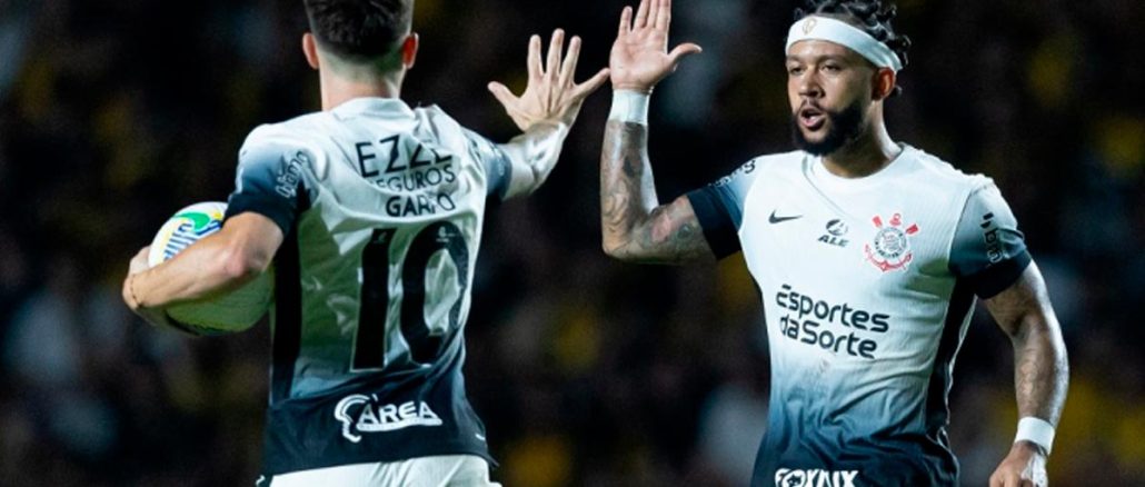 Memphis Depay deve desfalcar o Corinthians contra o Fluminense