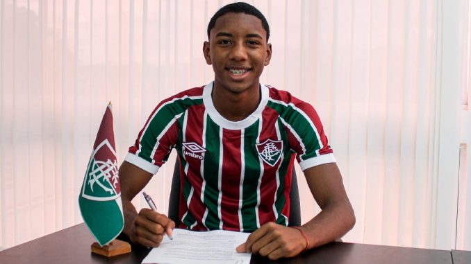 Kauã Richard chega ao Fluminense por empréstimo do Nova Iguaçu