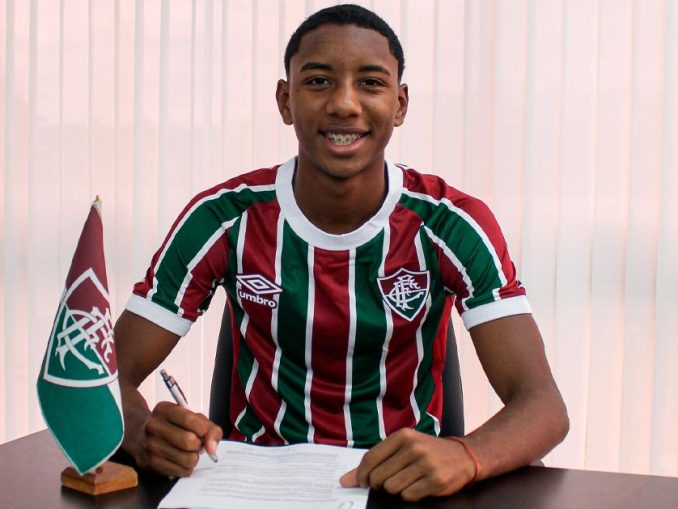 Kauã Richard chega ao Fluminense por empréstimo do Nova Iguaçu