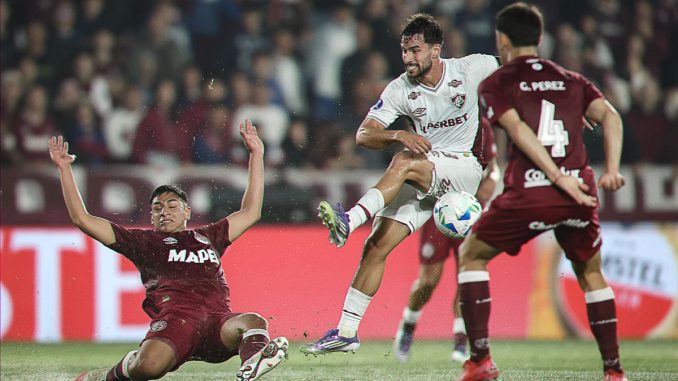 Fluminense foi derrotado por 1 a 0 pelo Lanús