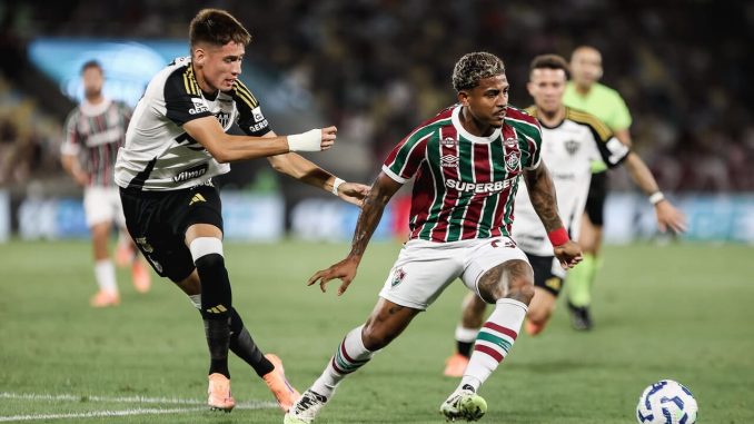 John Kennedy - FOTO: LUCAS MERÇON / FLUMINENSE F.C.